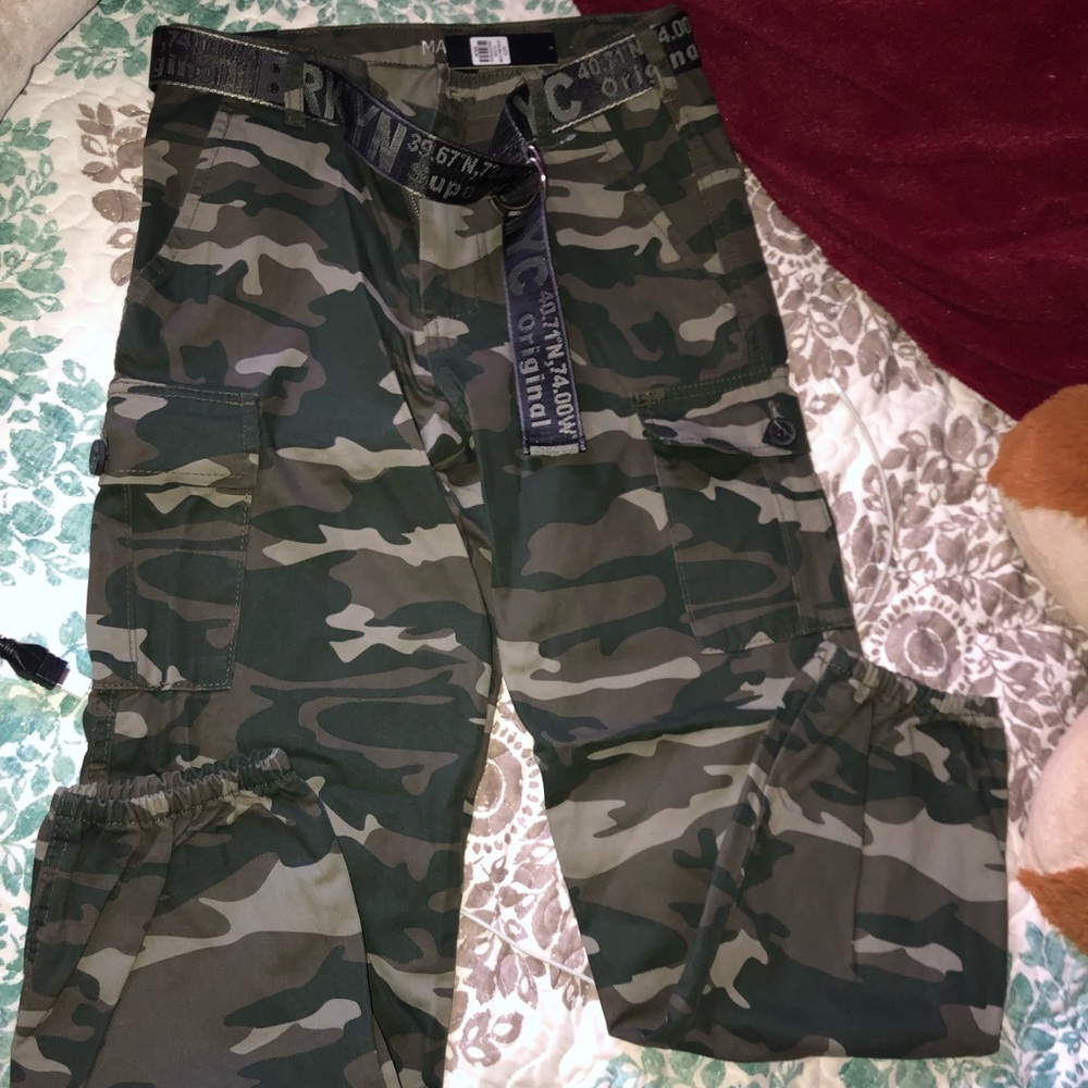NWT Camo jogger pants